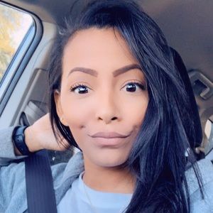 Meet your Posher, Dannielle